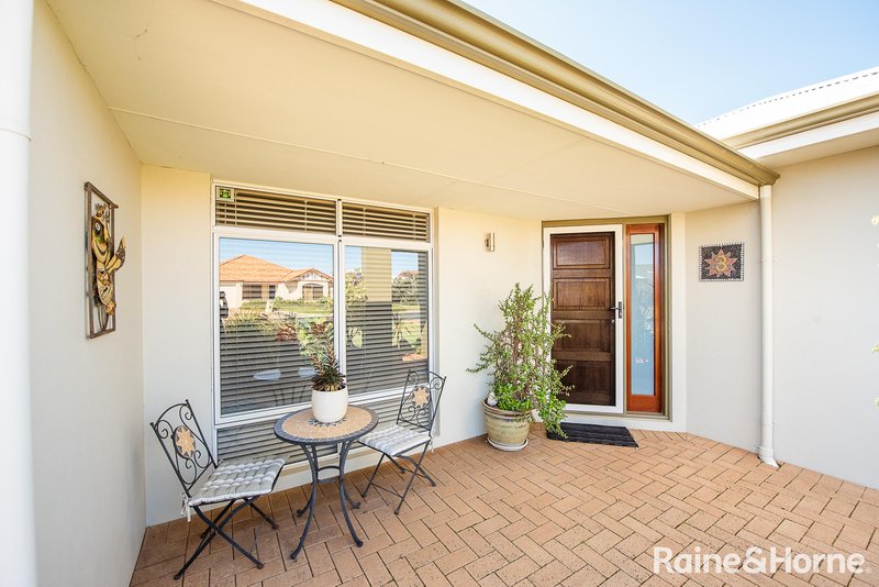 Photo - 3 Malachite Drive, Australind WA 6233 - Image 3