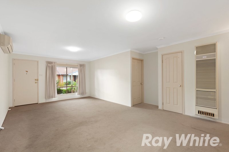 Photo - 3 Maldon Terrace, Forest Hill VIC 3131 - Image 2