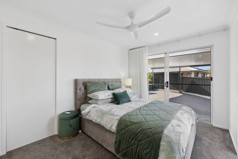 Photo - 3 Maleny Place, Helensvale QLD 4212 - Image 16