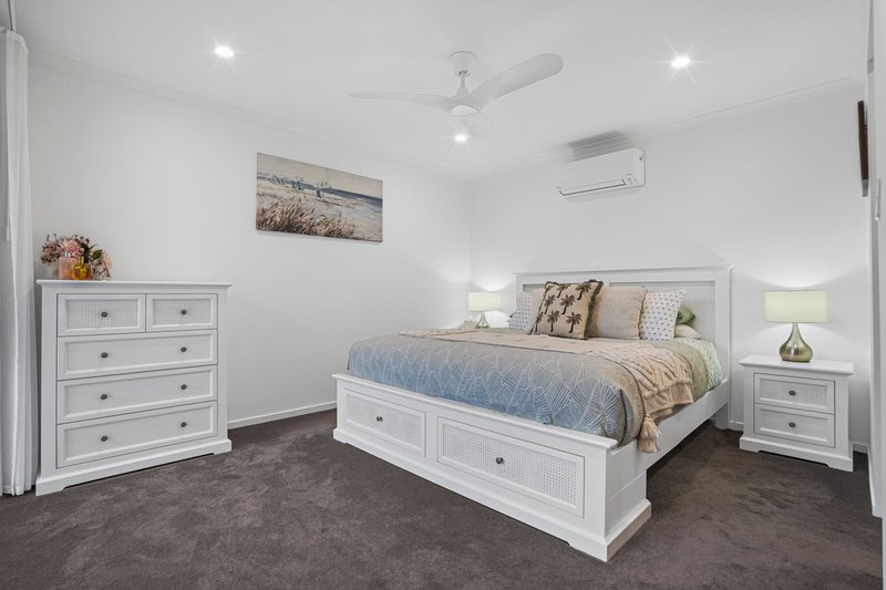 Photo - 3 Maleny Place, Helensvale QLD 4212 - Image 31