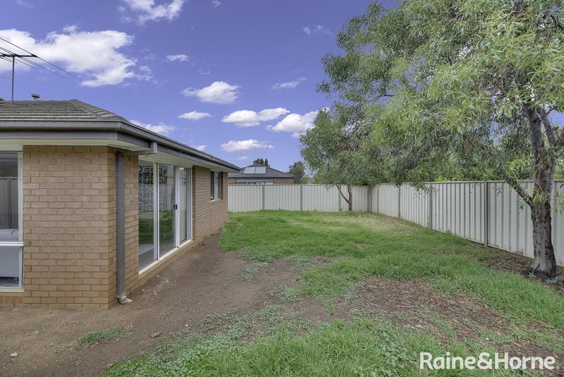 Photo - 3 Mallow Street, Brookfield VIC 3338 - Image 14