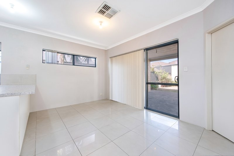 Photo - 3 Mangart Road, Bertram WA 6167 - Image 7