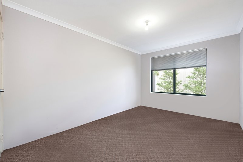 Photo - 3 Mangart Road, Bertram WA 6167 - Image 18