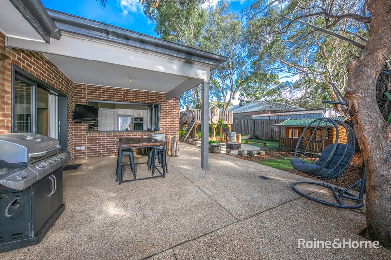 Photo - 3 Manna Gum Close, Sunbury VIC 3429 - Image 15