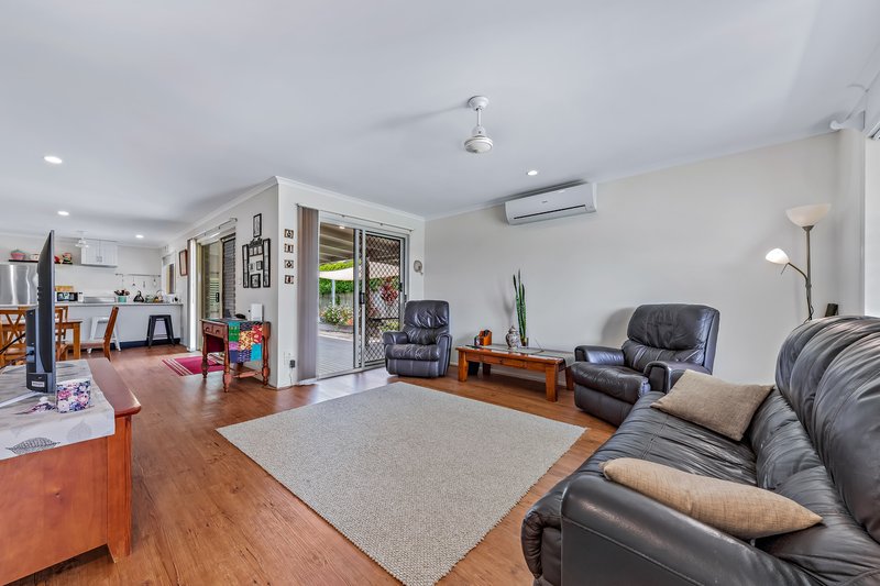 Photo - 3 Manooka Drive, Cannonvale QLD 4802 - Image 8