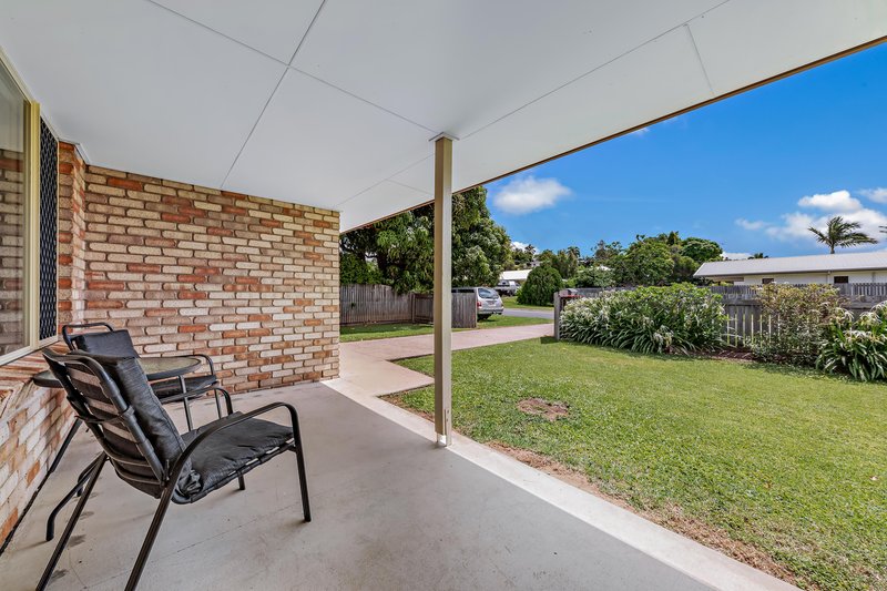 Photo - 3 Manooka Drive, Cannonvale QLD 4802 - Image 18