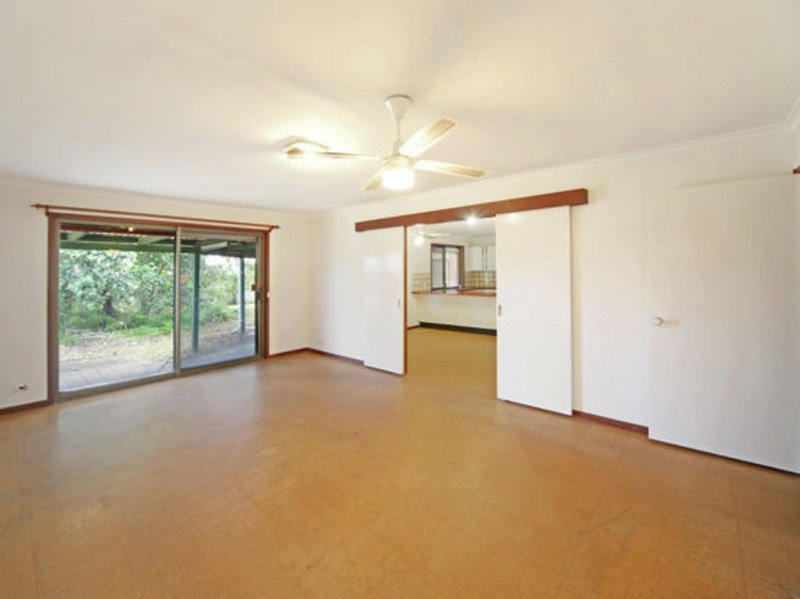 Photo - 3 Marawa Drive, Parrearra QLD 4575 - Image 8