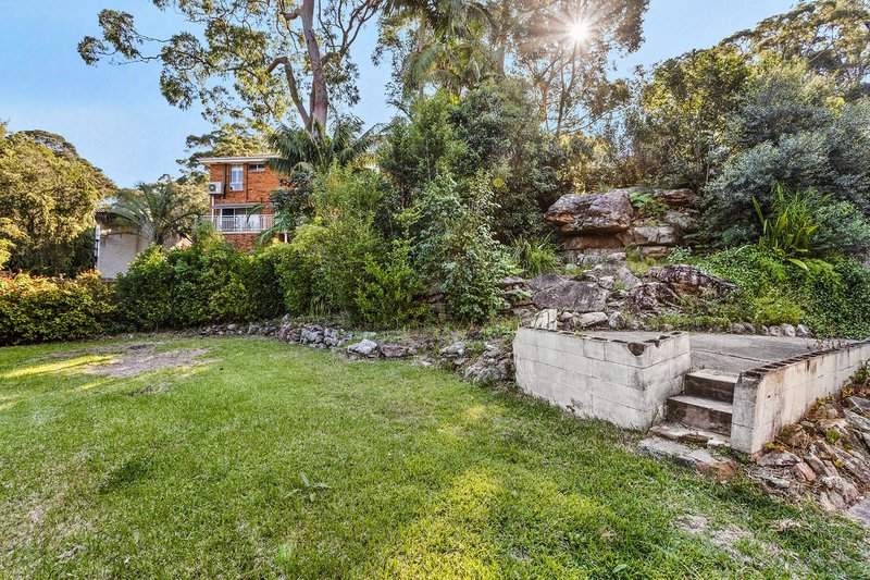 Photo - 3 Margaret Crescent, Lugarno NSW 2210 - Image 6