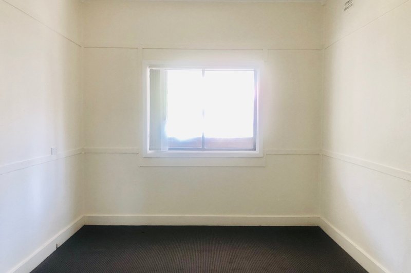 Photo - 3 Margaret Street, Granville NSW 2142 - Image 4