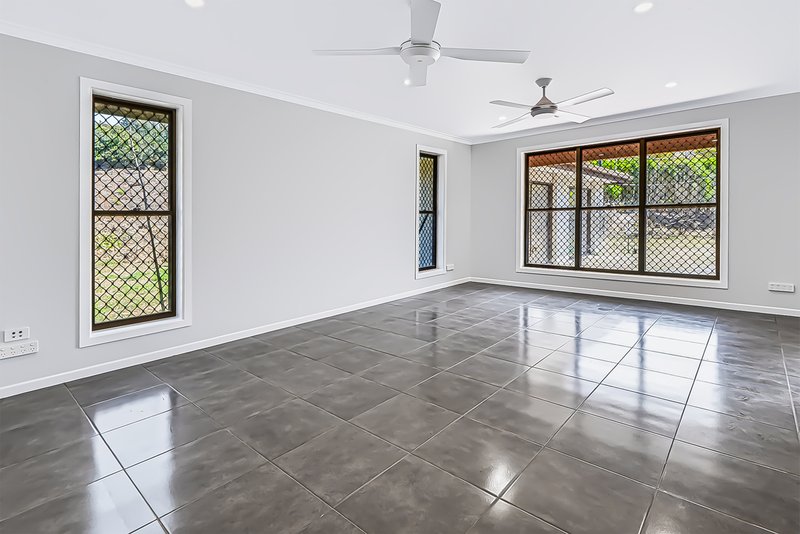 Photo - 3 Mark Way, Mudgeeraba QLD 4213 - Image 6