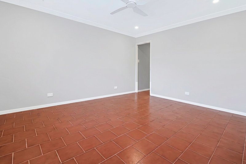 Photo - 3 Mark Way, Mudgeeraba QLD 4213 - Image 14
