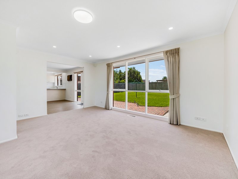 Photo - 3 Martin Place, Cranbourne VIC 3977 - Image 10