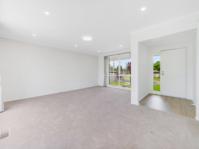 Photo - 3 Martin Place, Cranbourne VIC 3977 - Image 11