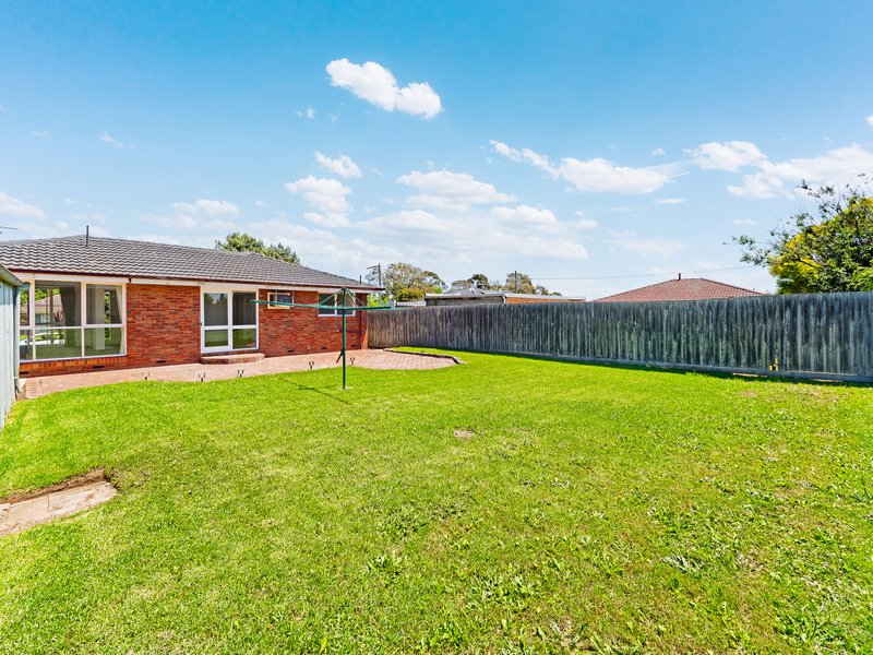 Photo - 3 Martin Place, Cranbourne VIC 3977 - Image 23