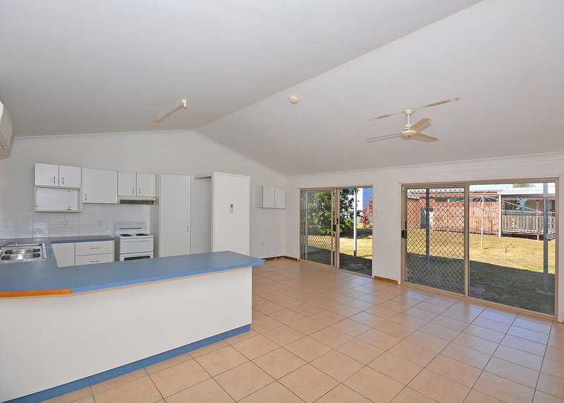 Photo - 3 Mary Street, Scarness QLD 4655 - Image 19