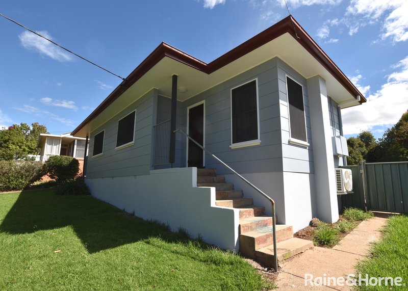 Photo - 3 Maxwell Avenue, Orange NSW 2800 - Image 1