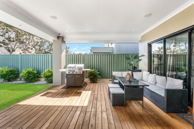 Photo - 3 Maxwell Place, Abbotsbury NSW 2176 - Image 18