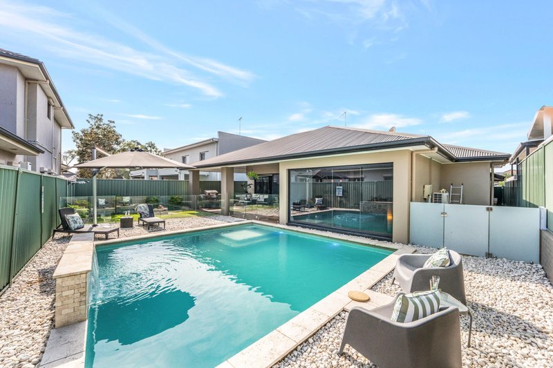 Photo - 3 Maxwell Place, Abbotsbury NSW 2176 - Image 19