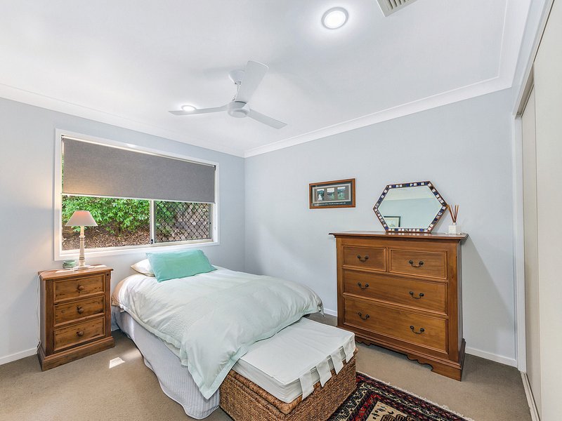 Photo - 3 Maxwell Place, Cashmere QLD 4500 - Image 9