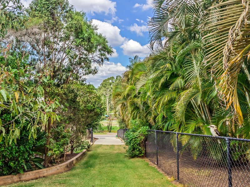 Photo - 3 Maxwell Place, Cashmere QLD 4500 - Image 18