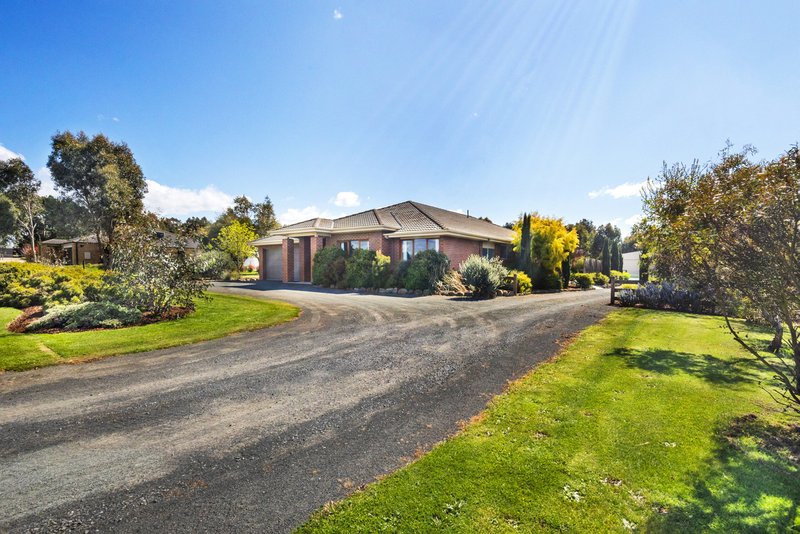 Photo - 3 Maxwell Street, Cardigan Village VIC 3352 - Image 2