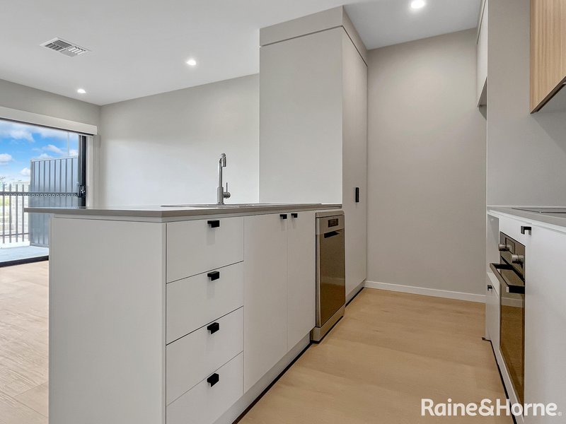 Photo - 3 Mcfarlane Avenue, Googong NSW 2620 - Image 5
