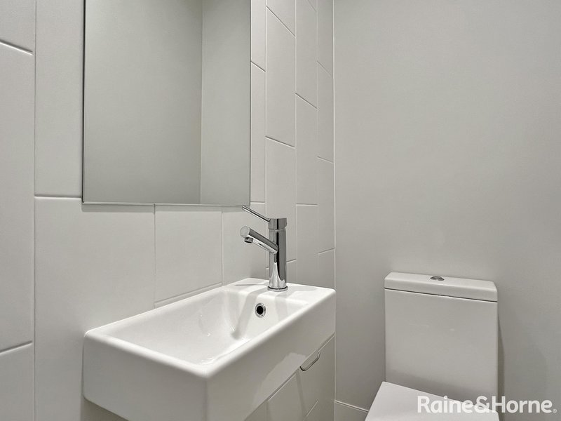 Photo - 3 Mcfarlane Avenue, Googong NSW 2620 - Image 6