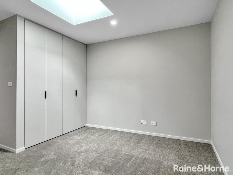 Photo - 3 Mcfarlane Avenue, Googong NSW 2620 - Image 8