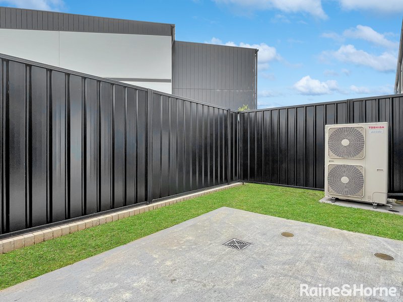 Photo - 3 Mcfarlane Avenue, Googong NSW 2620 - Image 14