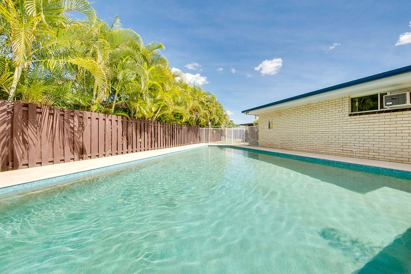 Photo - 3 Mcginlay Street, Clinton QLD 4680 - Image 12