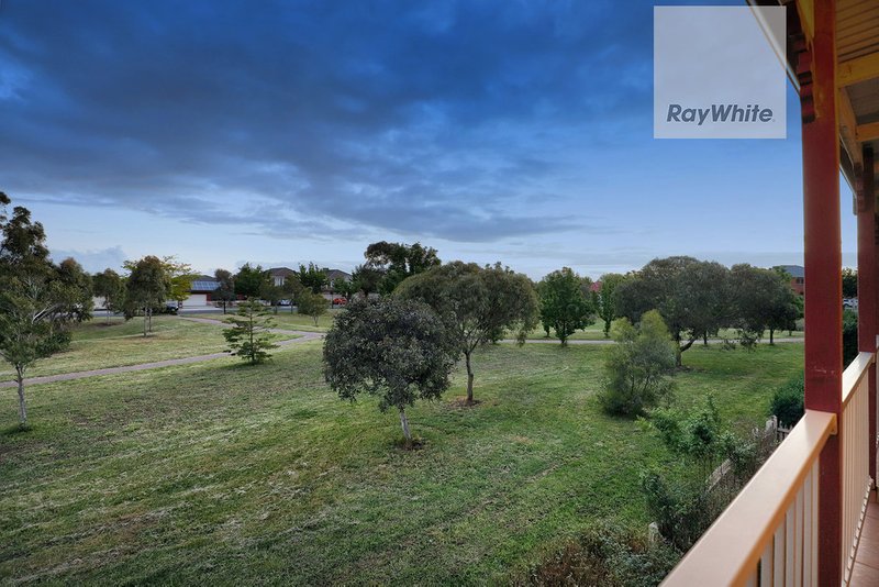 Photo - 3 Meadowbank Lane, Craigieburn VIC 3064 - Image 16