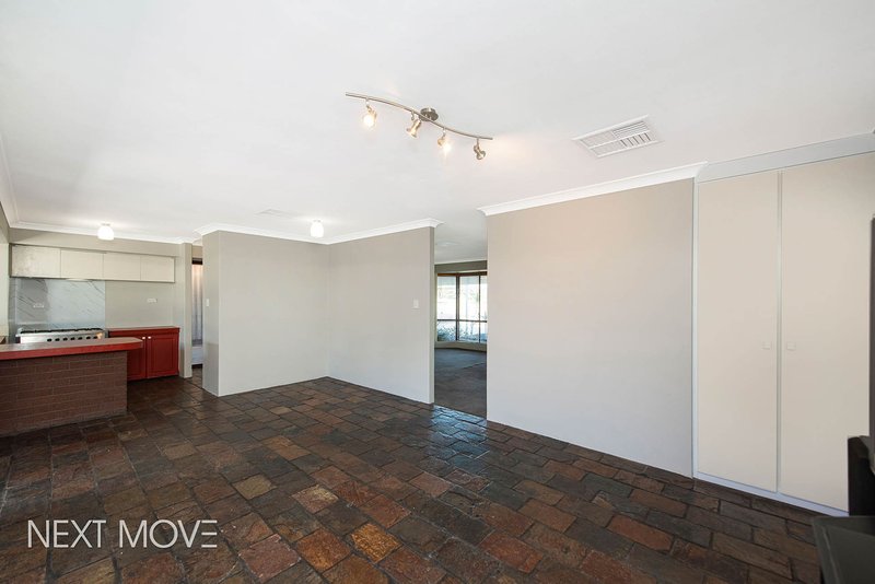 Photo - 3 Meadowbank Terrace, South Lake WA 6164 - Image 6