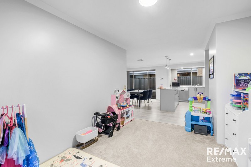 Photo - 3 Medawar Loop, Piara Waters WA 6112 - Image 20