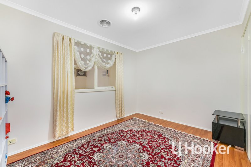 Photo - 3 Medinah Rise, Hampton Park VIC 3976 - Image 6