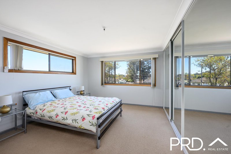 Photo - 3 Menin Place, Milperra NSW 2214 - Image 6