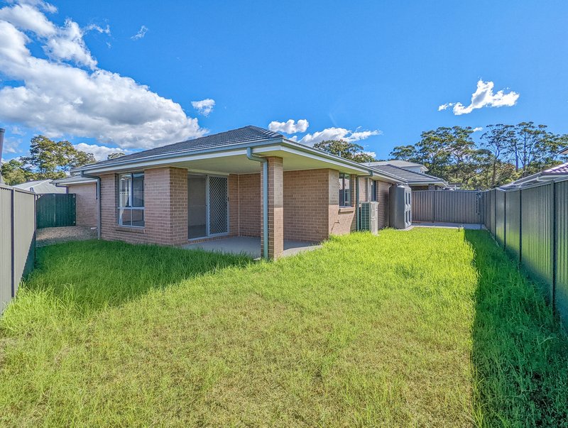 Photo - 3 Menzies Court, Woongarrah NSW 2259 - Image 8