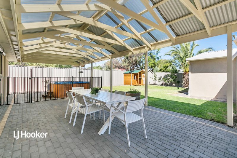 Photo - 3 Metcalfe Avenue, Modbury Heights SA 5092 - Image 13