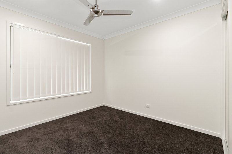 Photo - 3 Mica Street, Yarrabilba QLD 4207 - Image 10