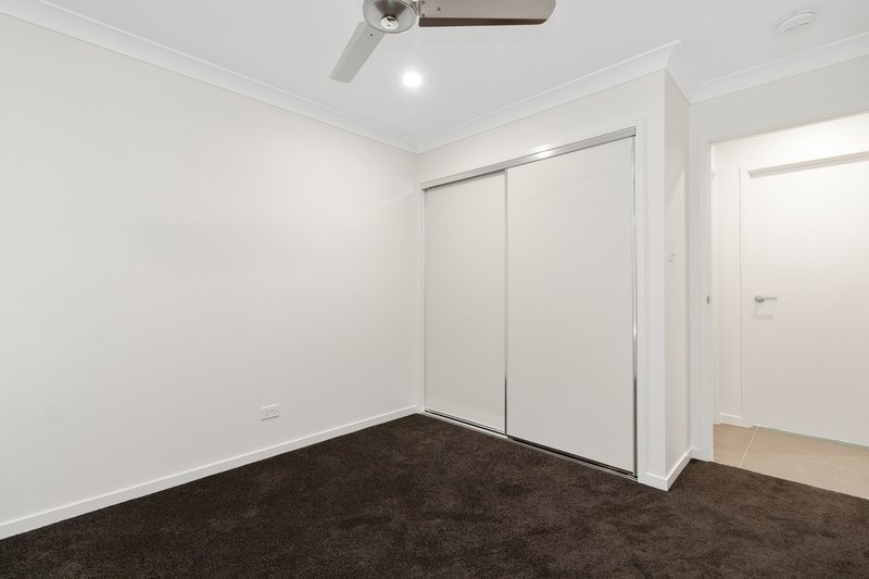 Photo - 3 Mica Street, Yarrabilba QLD 4207 - Image 11