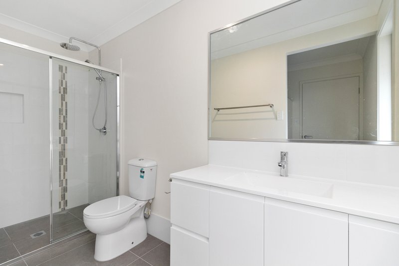 Photo - 3 Mica Street, Yarrabilba QLD 4207 - Image 13
