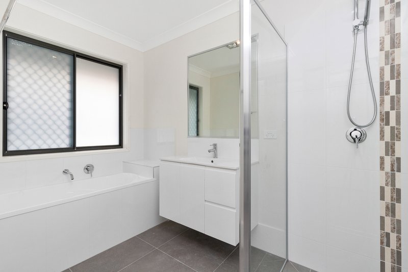 Photo - 3 Mica Street, Yarrabilba QLD 4207 - Image 14