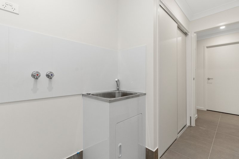 Photo - 3 Mica Street, Yarrabilba QLD 4207 - Image 15