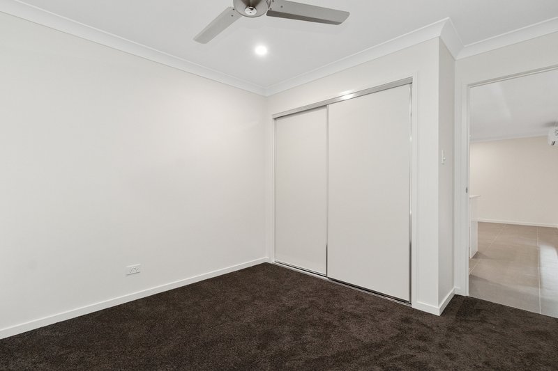 Photo - 3 Mica Street, Yarrabilba QLD 4207 - Image 16