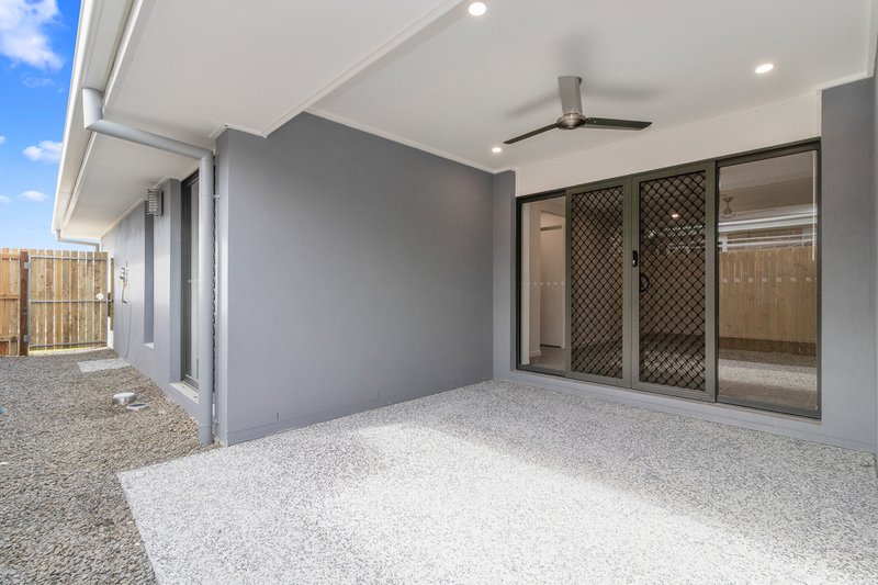 Photo - 3 Mica Street, Yarrabilba QLD 4207 - Image 17