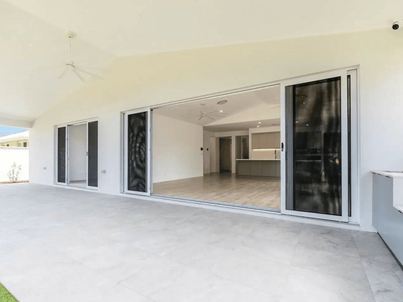 Photo - 3 Midyim Court, Banksia Beach QLD 4507 - Image 11