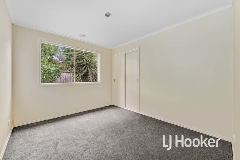 Photo - 3 Mikasa Place, Pakenham VIC 3810 - Image 13