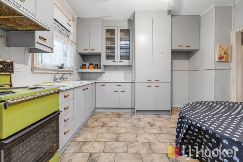 Photo - 3 Miles Street, Elizabeth Downs SA 5113 - Image 6