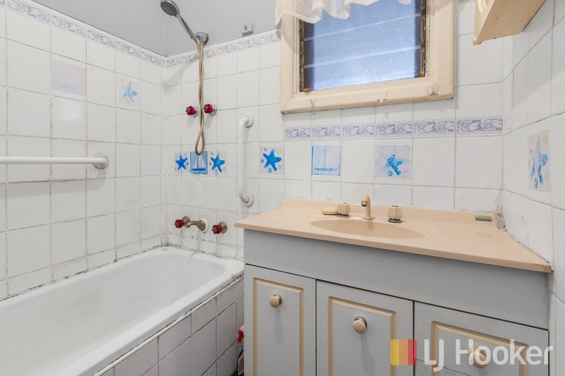 Photo - 3 Miles Street, Elizabeth Downs SA 5113 - Image 7