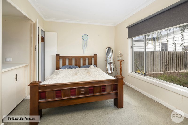 Photo - 3 Miller Street, Sebastopol VIC 3356 - Image 4