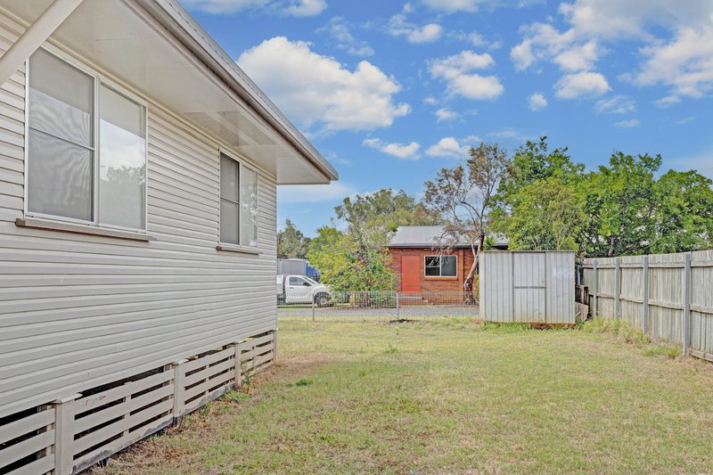 Photo - 3 Milligan Street, Oakey QLD 4401 - Image 11